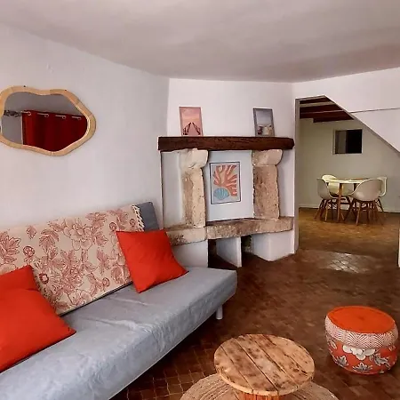 Escale En Terre Pescalune *